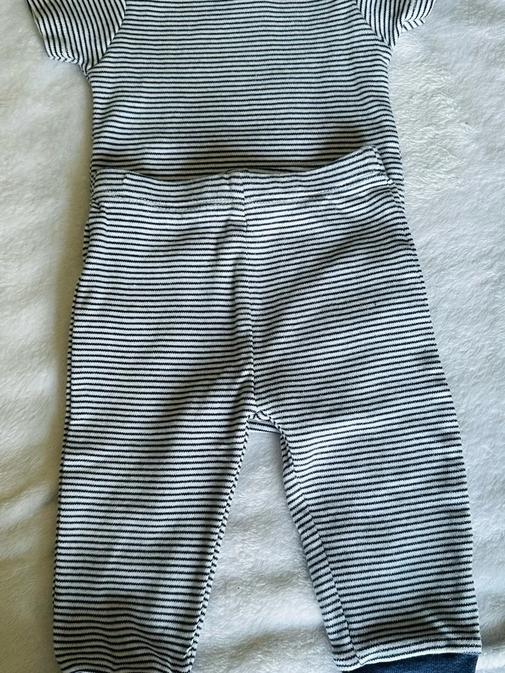 Old Navy Black and White Striped Kids Matching Leggings Set